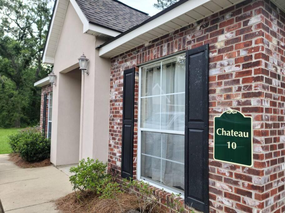 Chateau 10 Hammond Eksteriør bilde